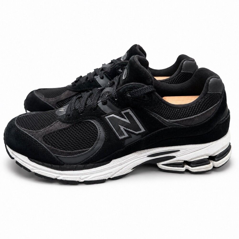 New Balance 2002R M2002RBK Triple Black Men’s Size 10 Lifestyle Running Shoes
